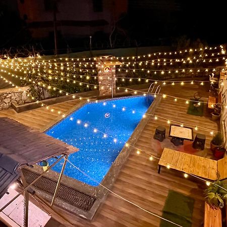 Govind Villa - 3Bhk Penthouse Suite With Pool Splash Lonavala Exteriör bild