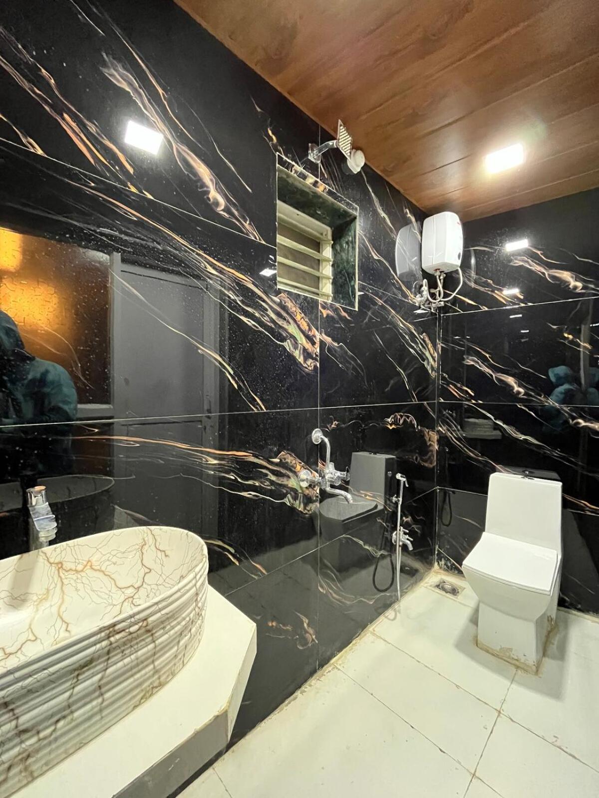 Govind Villa - 3Bhk Penthouse Suite With Pool Splash Lonavala Exteriör bild